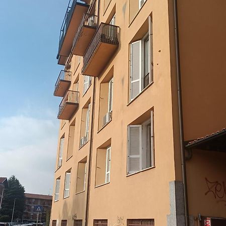 Lovati Apartment Pavia Luaran gambar
